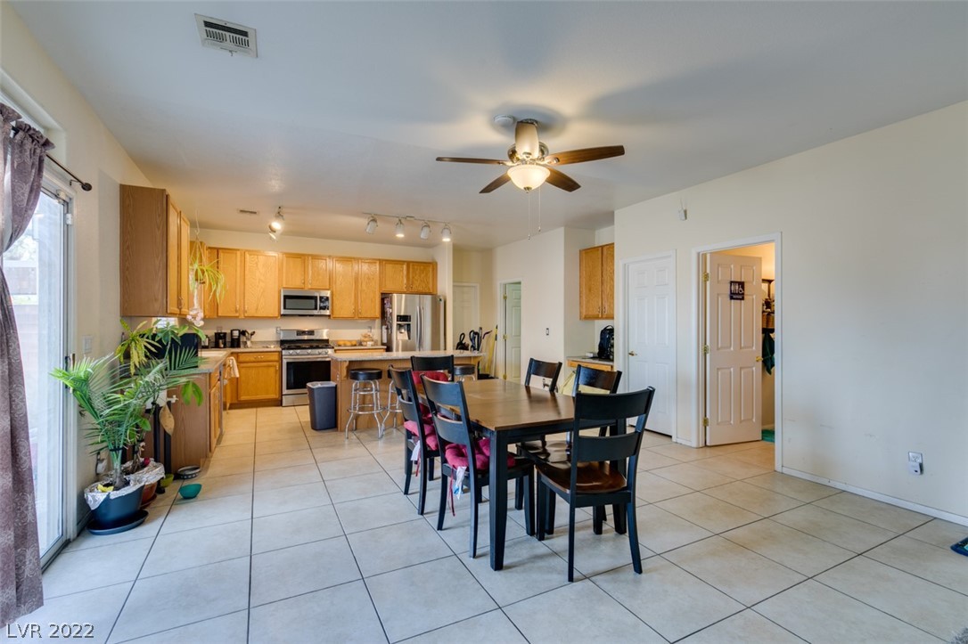 3836 Canary Cedar Street
