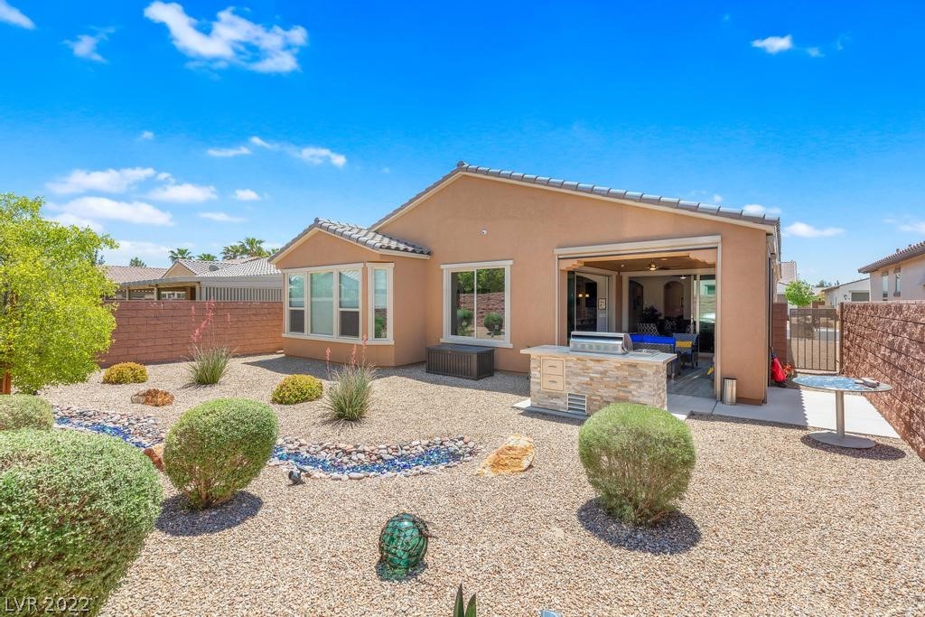 3648 Greenbriar Bluff Avenue