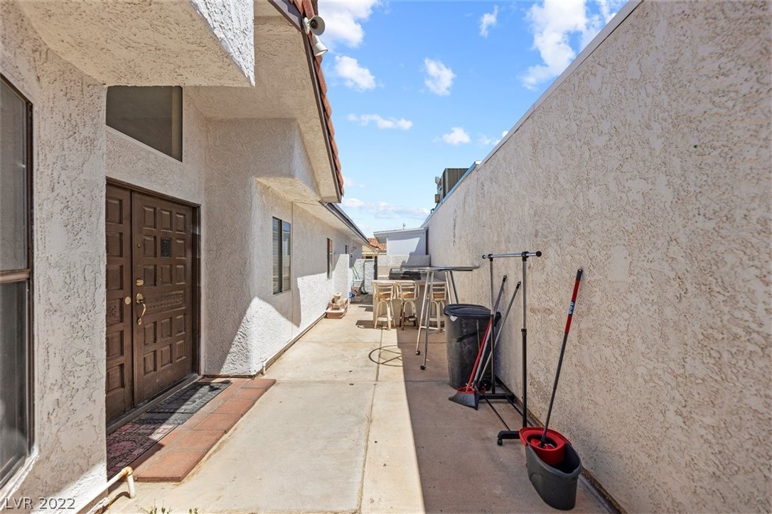 2840 Mohawk Street