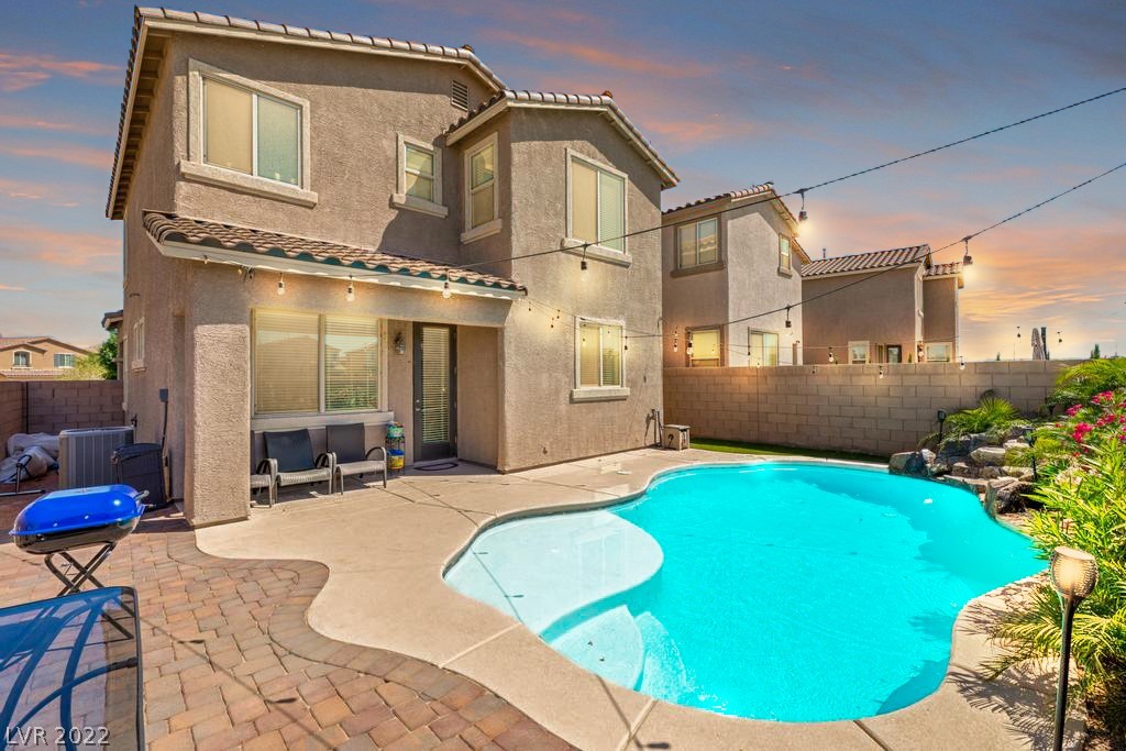 5453 Montgomery View Lane