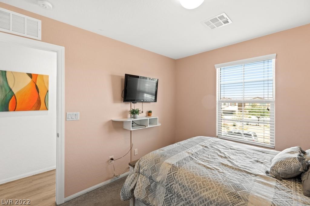 5453 Montgomery View Lane