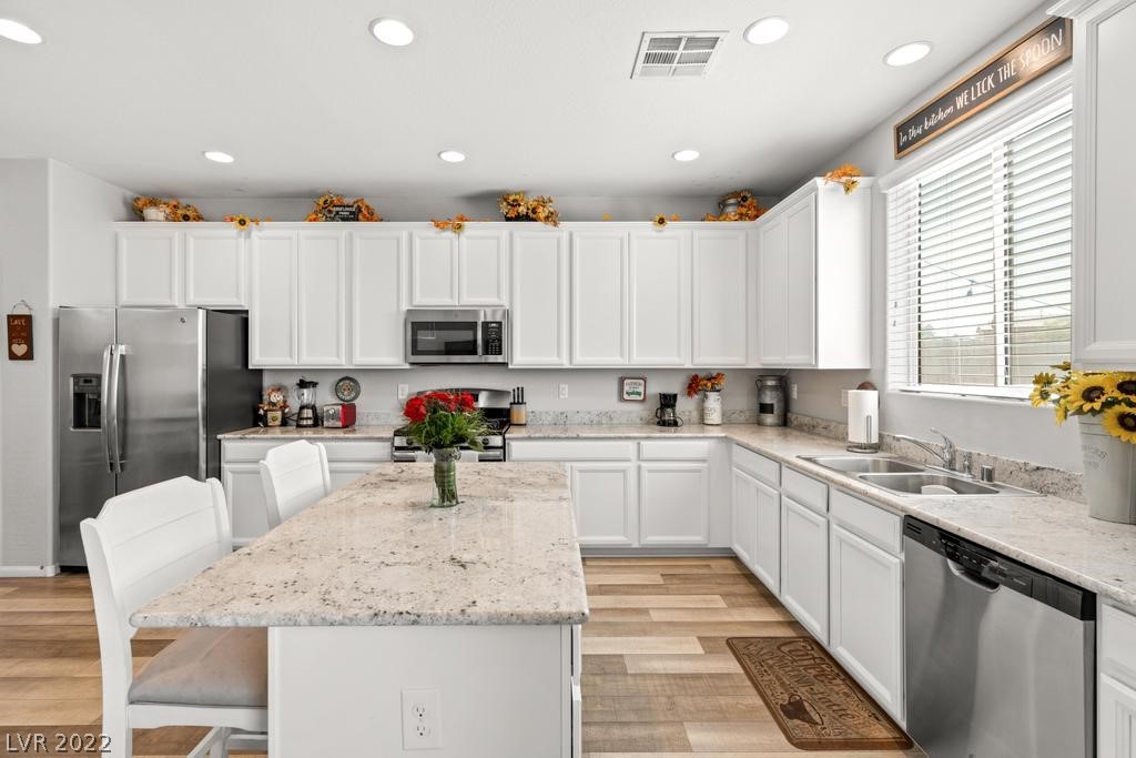 5453 Montgomery View Lane