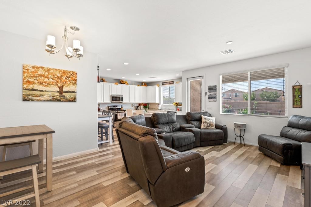 5453 Montgomery View Lane