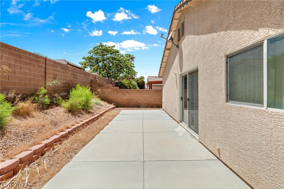 3661 Laguna Veneta Avenue