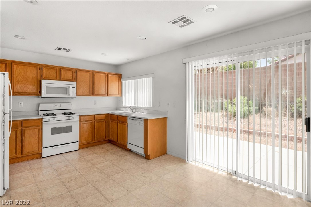 3661 Laguna Veneta Avenue
