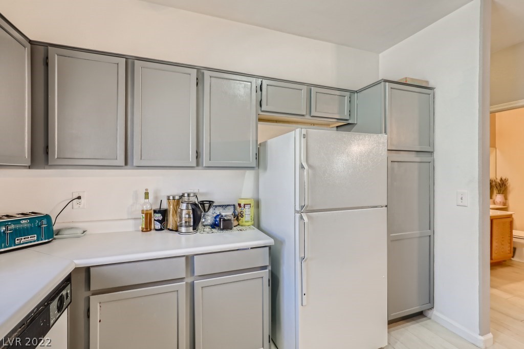 6800 Indian Chief Drive Unit: 204