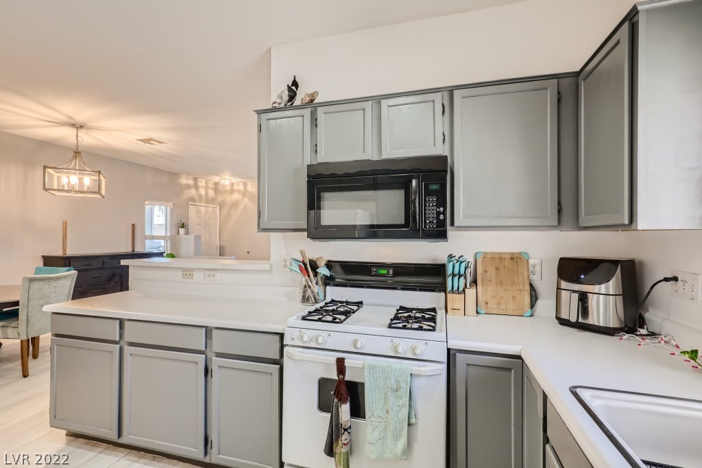 6800 Indian Chief Drive Unit: 204