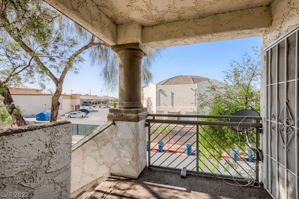 6800 Indian Chief Drive Unit: 204