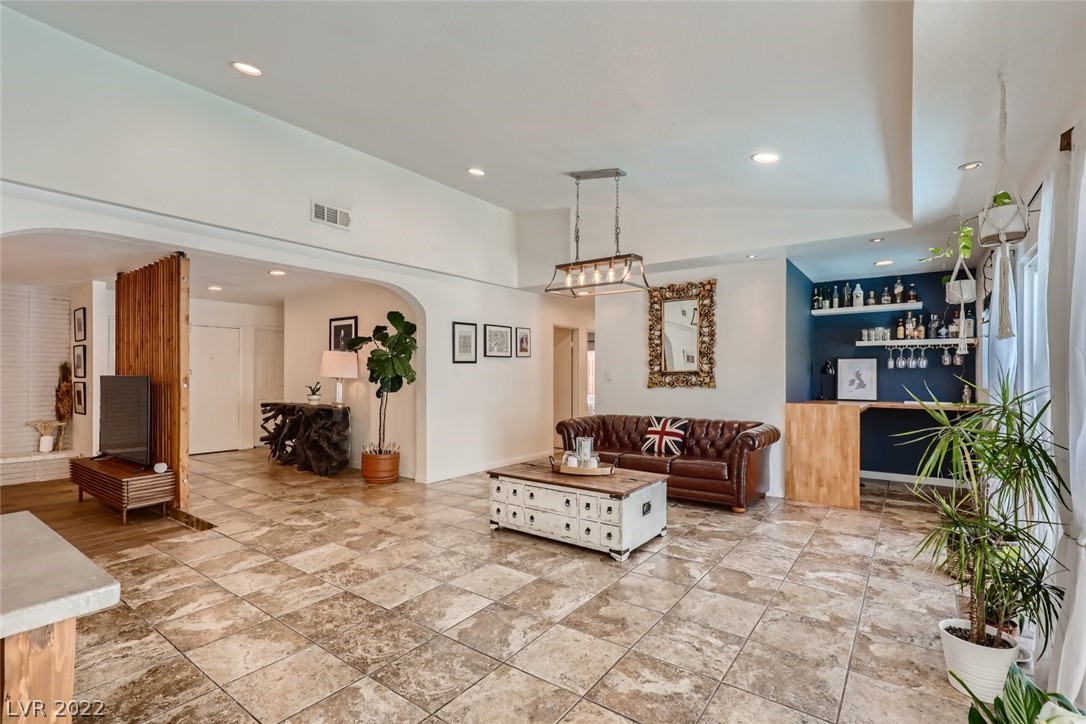 1554 Raindance Way