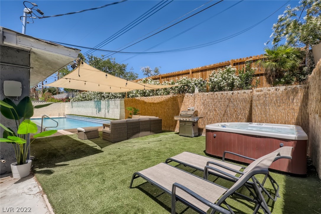 1554 Raindance Way