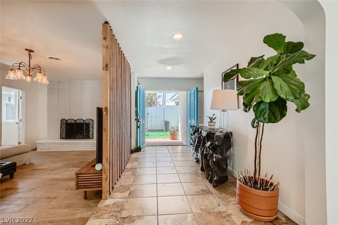 1554 Raindance Way