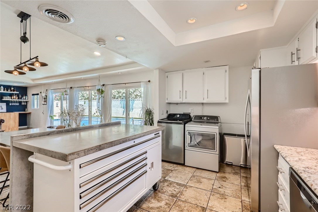 1554 Raindance Way