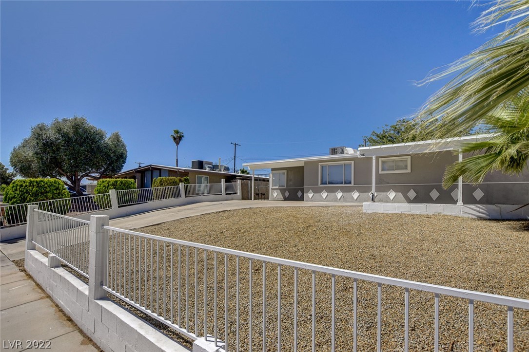 1808 Silver Birch Lane