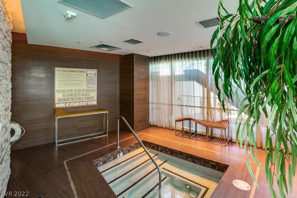 4471 Dean Martin Drive Unit: 701