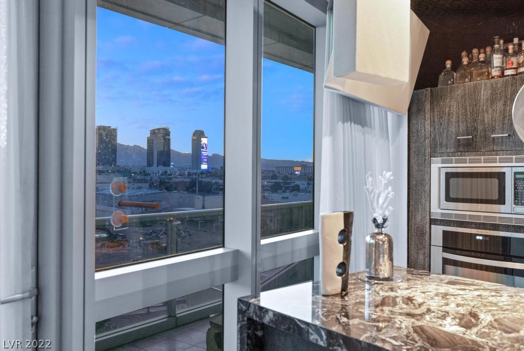 4471 Dean Martin Drive Unit: 701