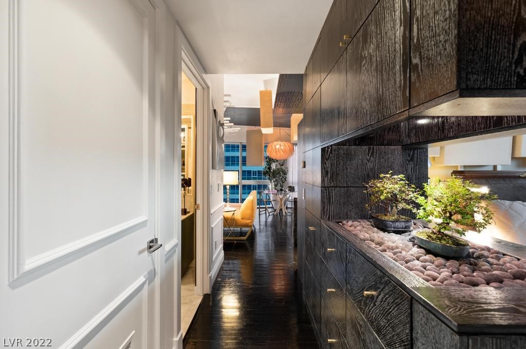 4471 Dean Martin Drive Unit: 701