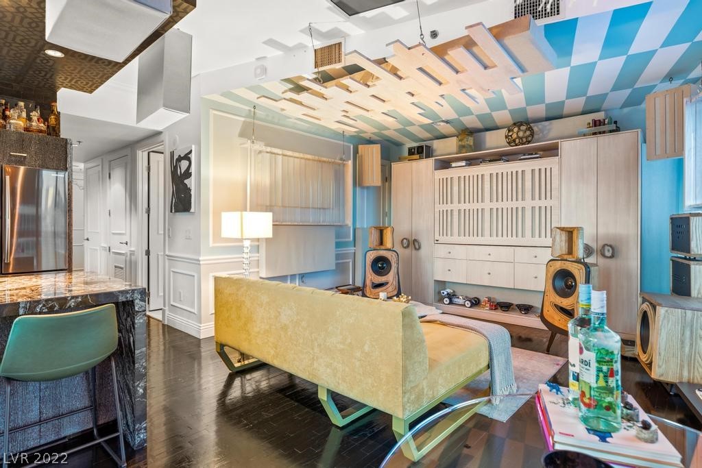 4471 Dean Martin Drive Unit: 701