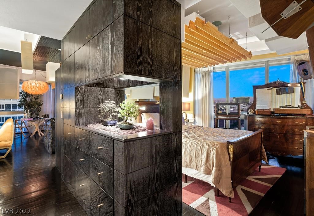 4471 Dean Martin Drive Unit: 701