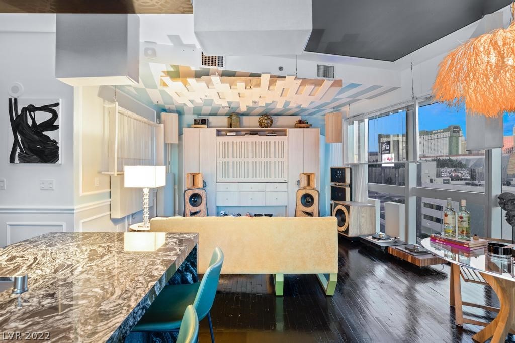 4471 Dean Martin Drive Unit: 701