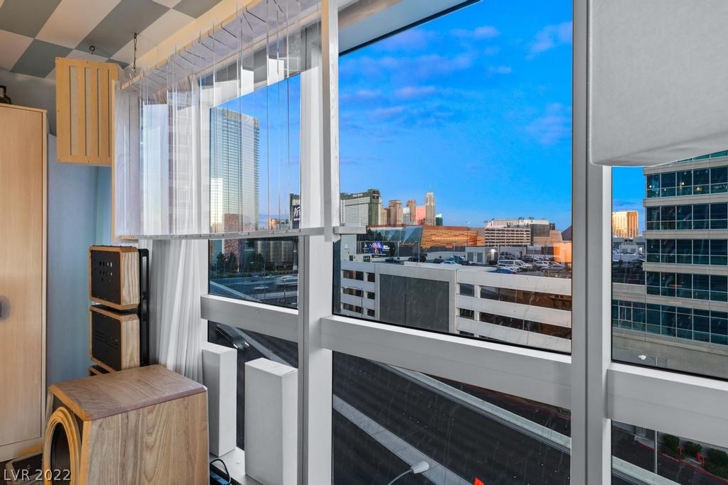 4471 Dean Martin Drive Unit: 701