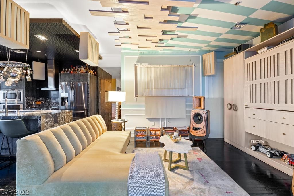 4471 Dean Martin Drive Unit: 701