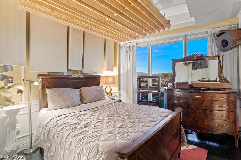 4471 Dean Martin Drive Unit: 701