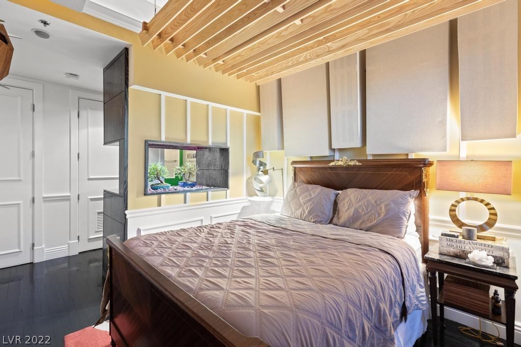 4471 Dean Martin Drive Unit: 701