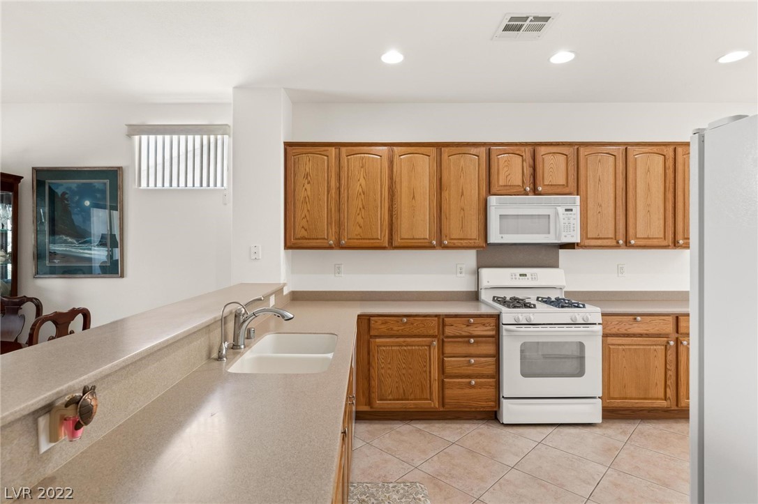 2105 Sawtooth Mountain Drive