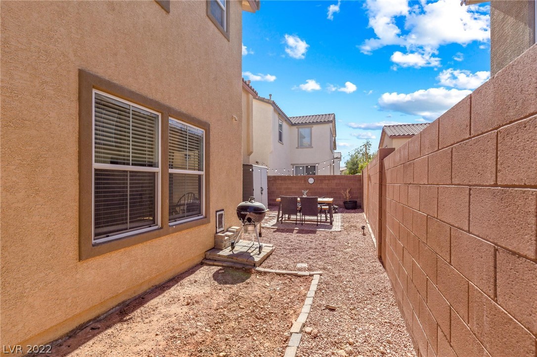 7154 Temecula Valley Avenue