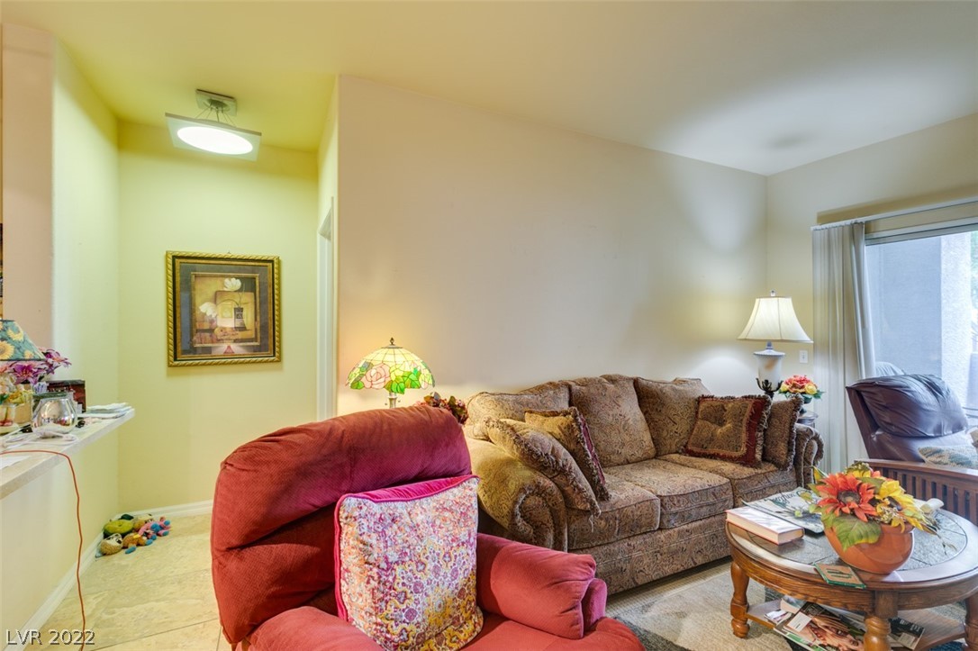 2615 W Gary Avenue Unit: 1047