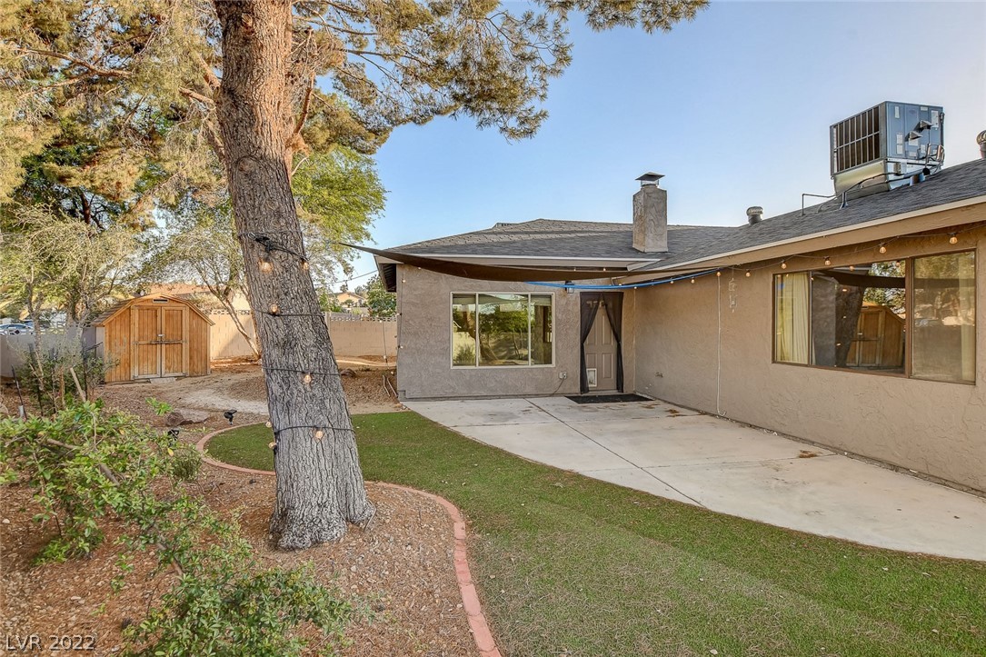 2431 La Casa Drive