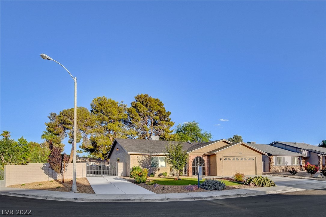 2431 La Casa Drive