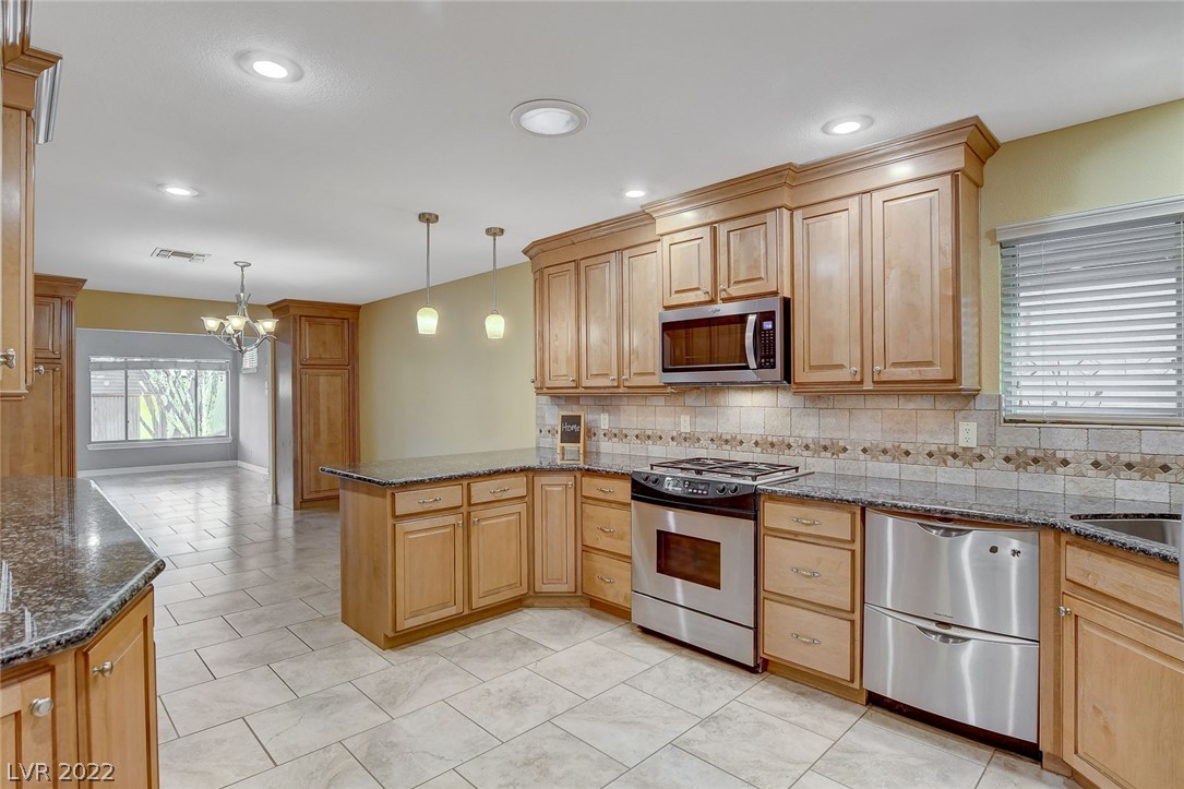 2431 La Casa Drive
