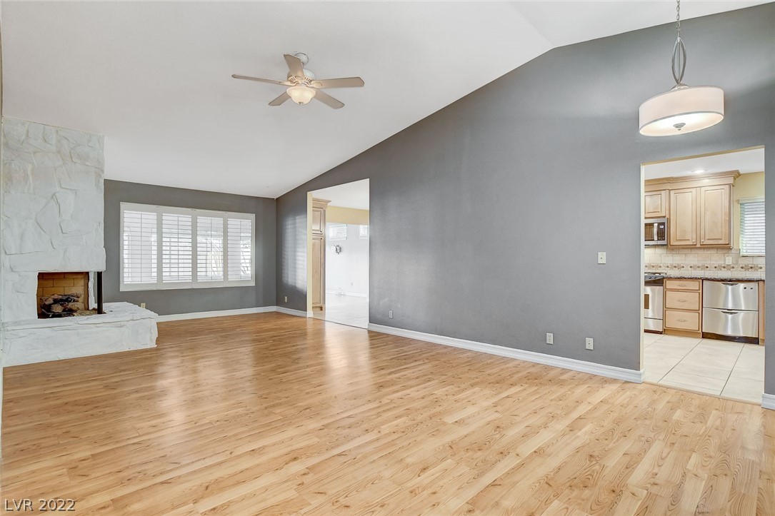 2431 La Casa Drive