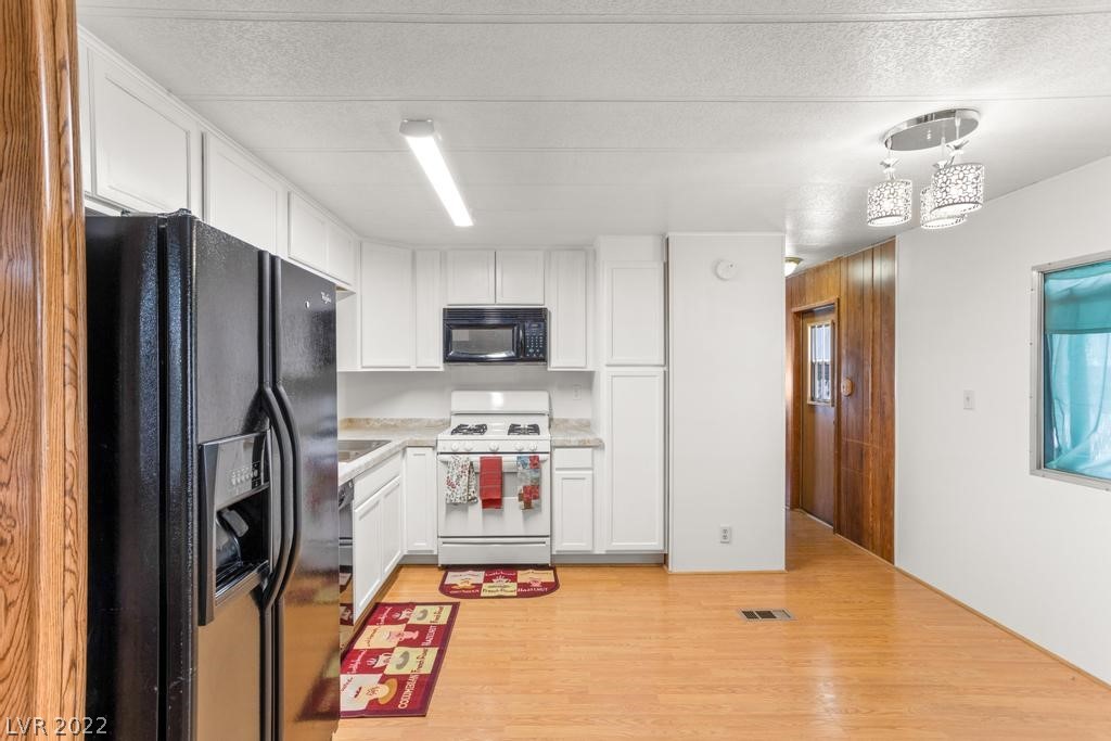 3306 Haleakala Drive