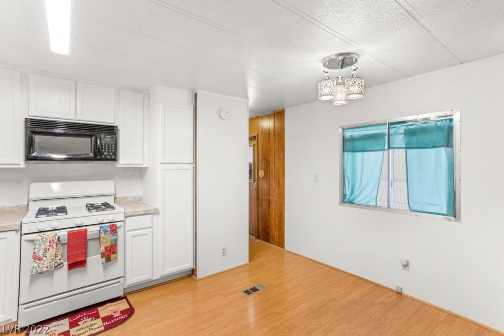 3306 Haleakala Drive