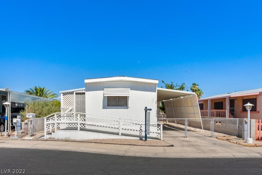 3306 Haleakala Drive