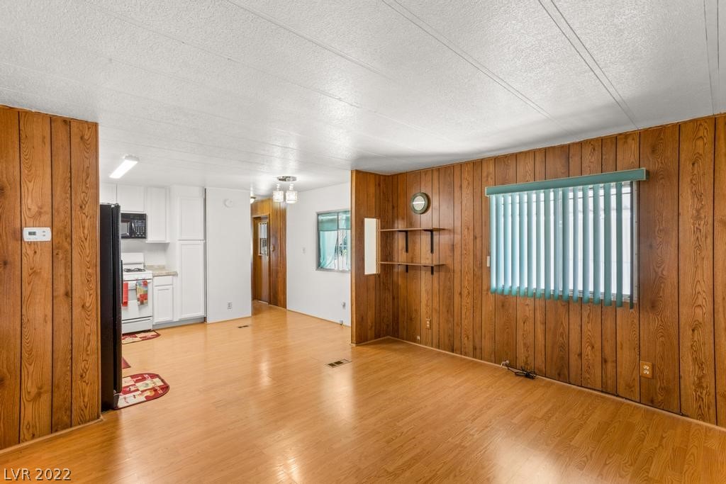 3306 Haleakala Drive