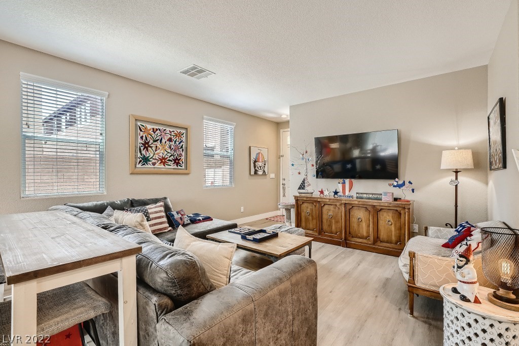 6546 Alpine Mist Street