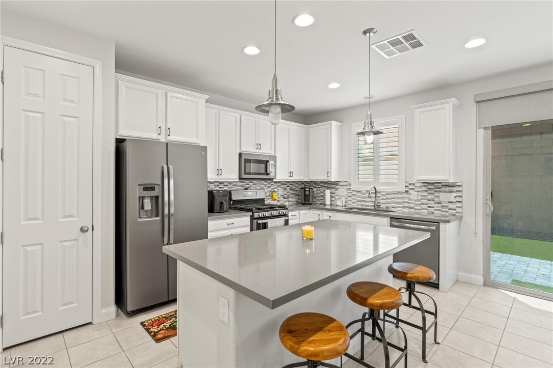 8099 Skye Canyon Grand Street