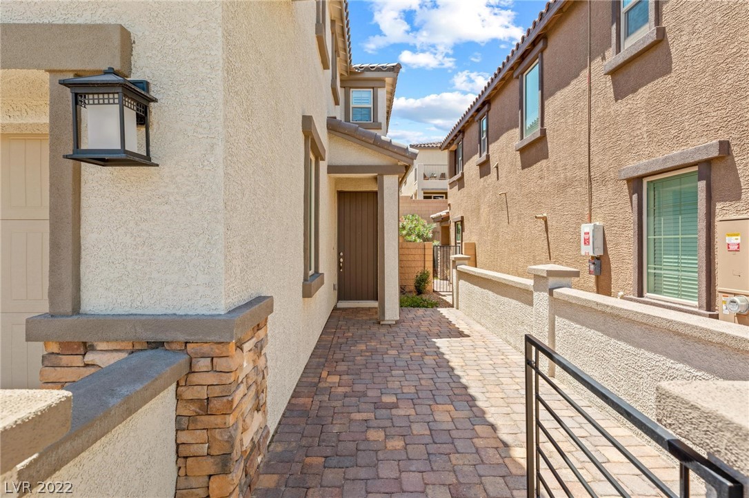 8099 Skye Canyon Grand Street