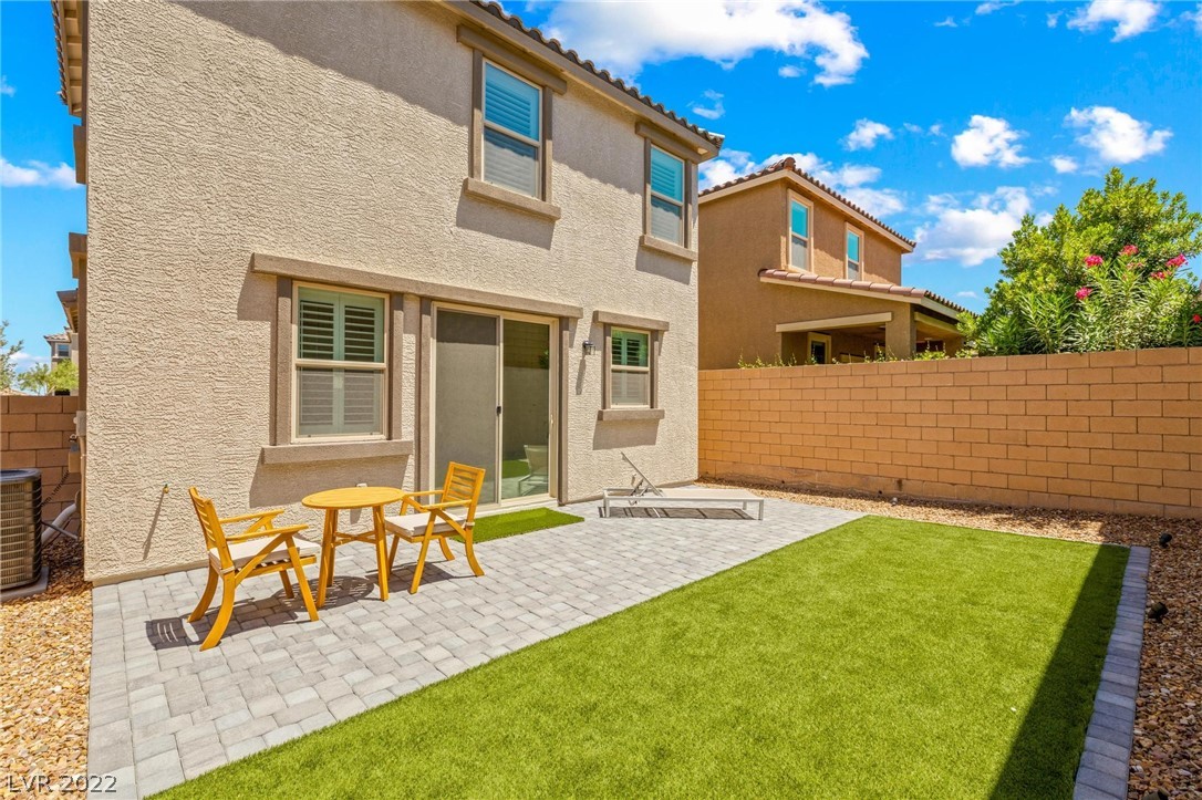 8099 Skye Canyon Grand Street