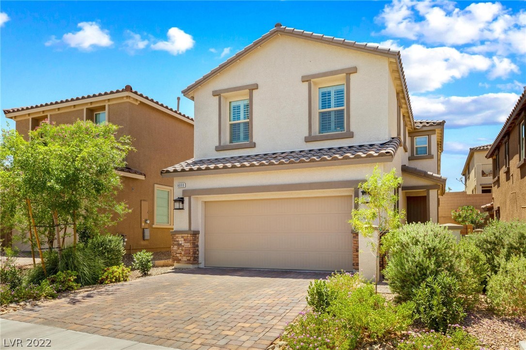8099 Skye Canyon Grand Street