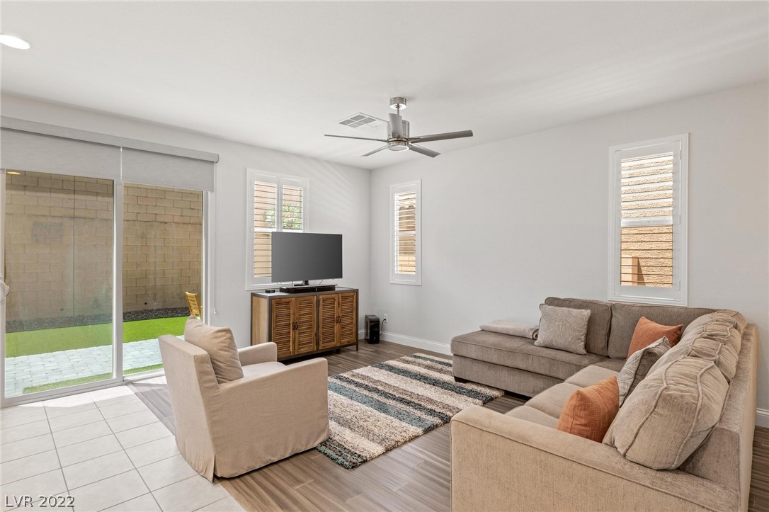 8099 Skye Canyon Grand Street