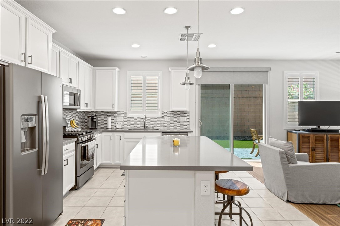 8099 Skye Canyon Grand Street