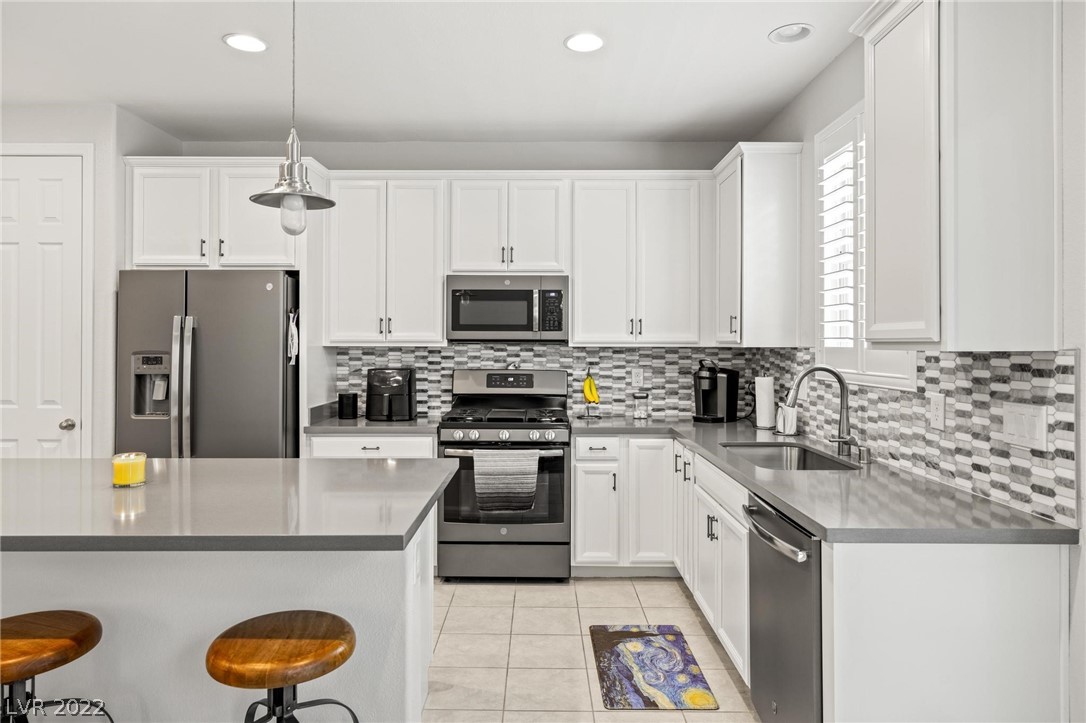 8099 Skye Canyon Grand Street