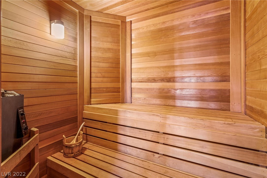 8101 Moonstone Circle