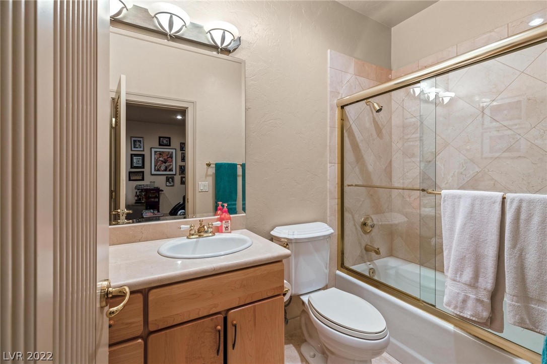 8101 Moonstone Circle