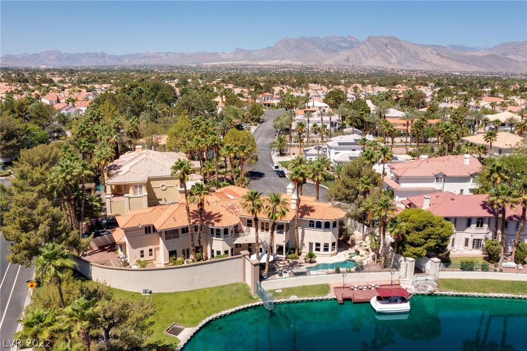 8101 Moonstone Circle