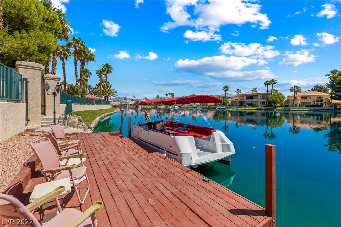 8101 Moonstone Circle